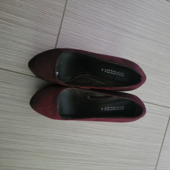 Wine colored heels - Picture 5 of 10